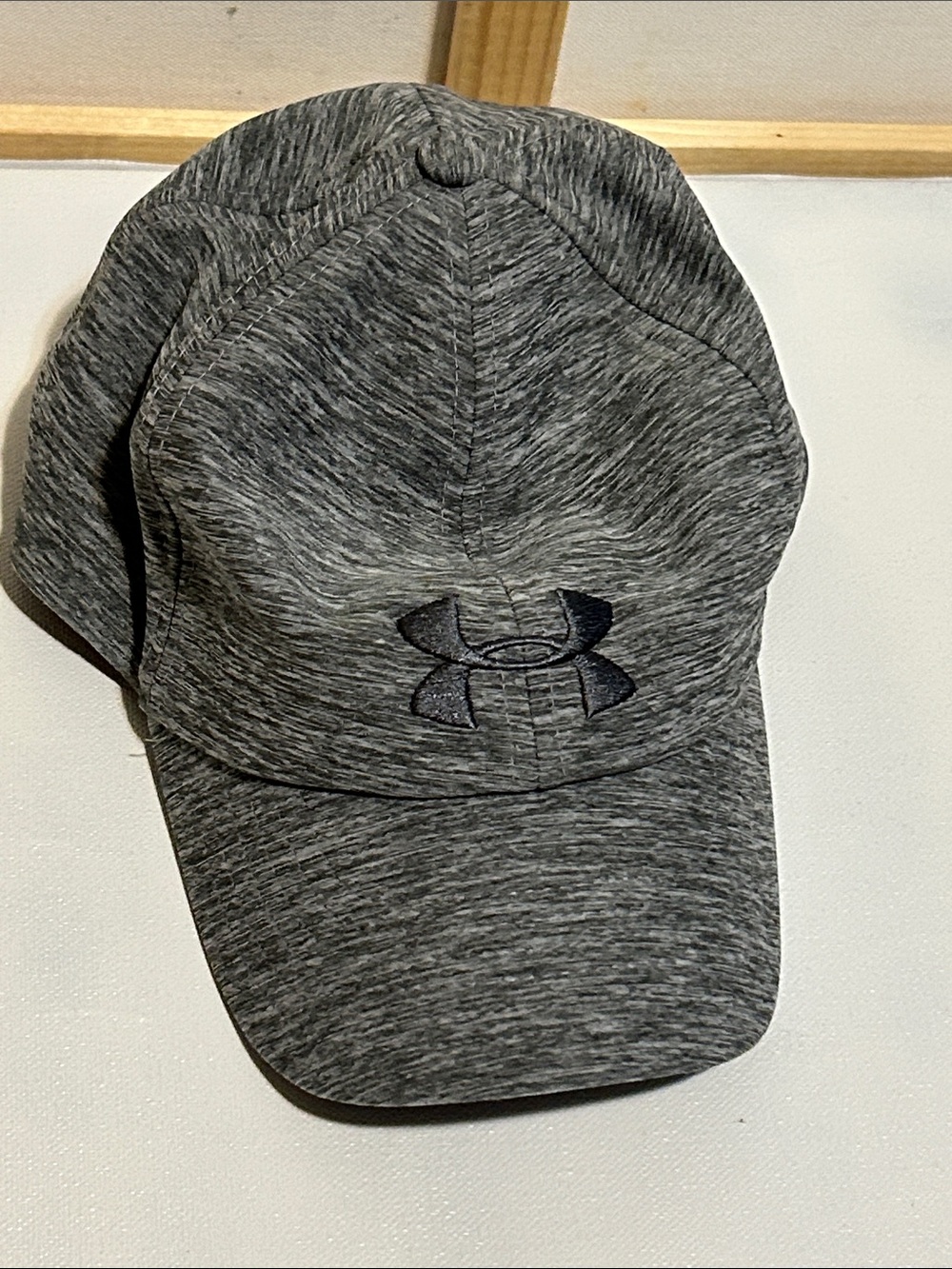 Under Armour Heathered Gray Performance Baseball Cap